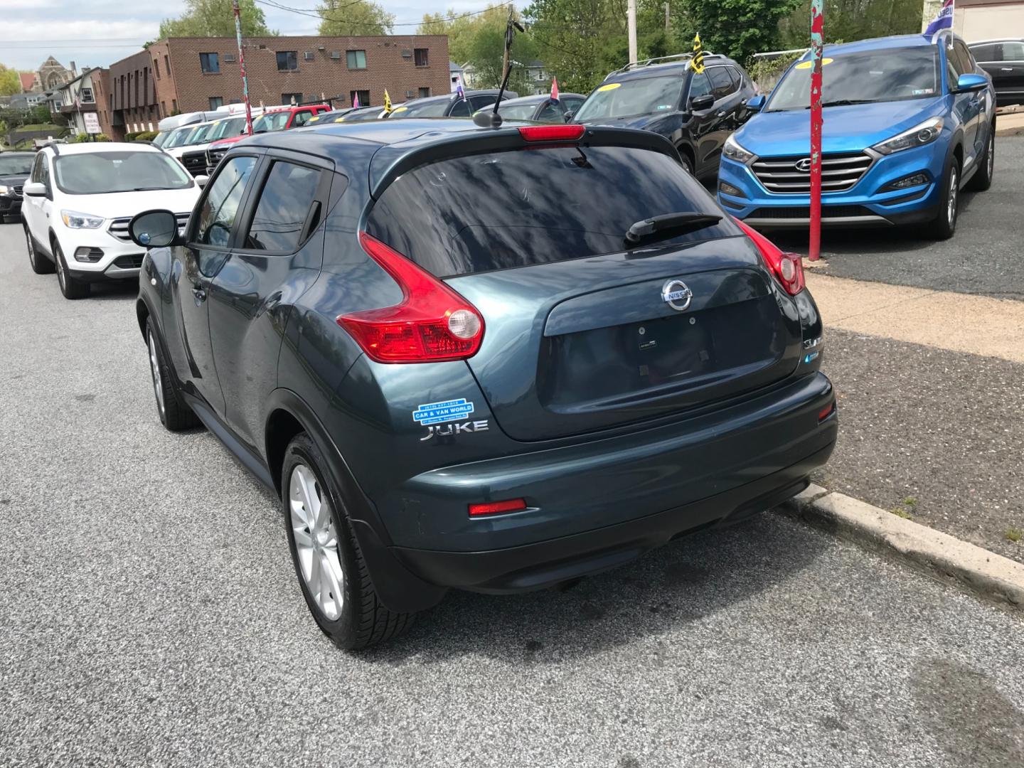 2012 Blue /Black Nissan Juke S (JN8AF5MV6CT) with an 1.6 engine, Automatic transmission, located at 577 Chester Pike, Prospect Park, PA, 19076, (610) 237-1015, 39.886154, -75.302338 - 2012 Nissan Juke SL: AWD, navigation system, backup camera, new PA inspection, heated seats, SUPER CLEAN! This vehicle comes inspected and has been given a bumper to bumper safety check. It is very clean, reliable, and well maintained. We offer a unique pay plan that is known for being the easies - Photo#5